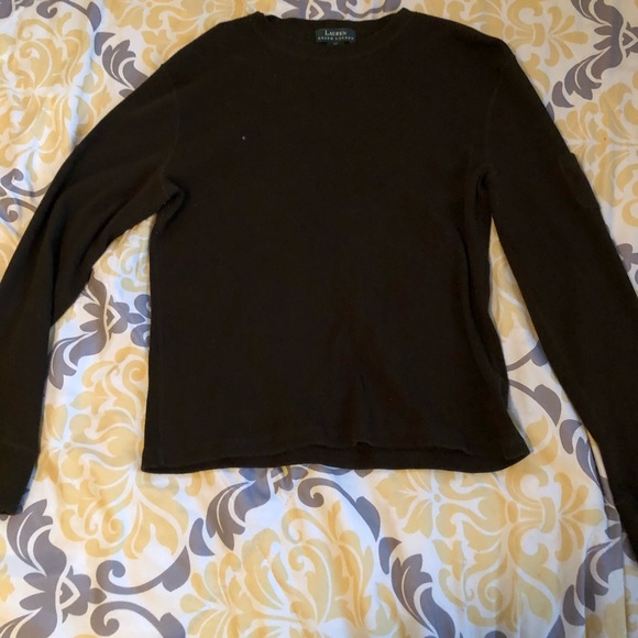 Selling a XL Ralph Lauren long sleeve shirt - Picture 3 of 5